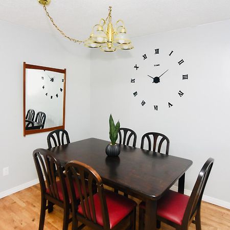 Prime Location Duo Nest & Rest Apartment Кингстън Екстериор снимка