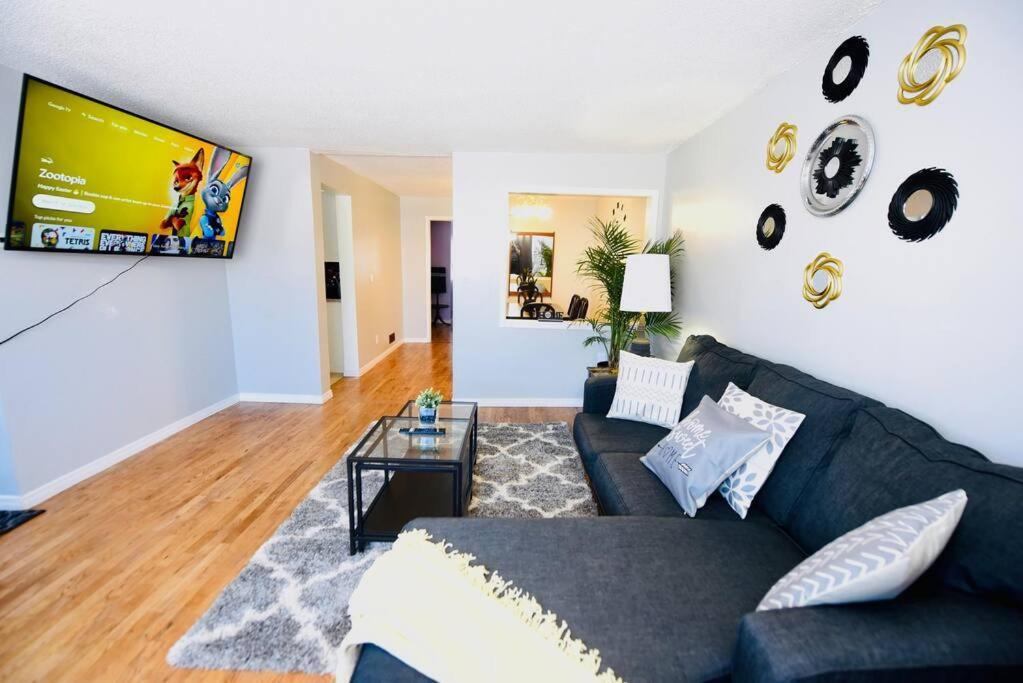 Prime Location Duo Nest & Rest Apartment Кингстън Екстериор снимка